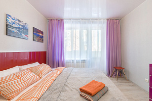 Комната в , "RentalSPb Ленсовета 71" 2х-комнатная - цены