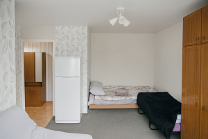 "Аликорн24 Симферопольская 9" 1-комнатная квартира