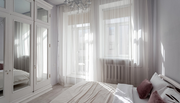 &quot;Rayon de soleil&quot; 3х-комнатная квартира в Санкт-Петербурге - фото 1