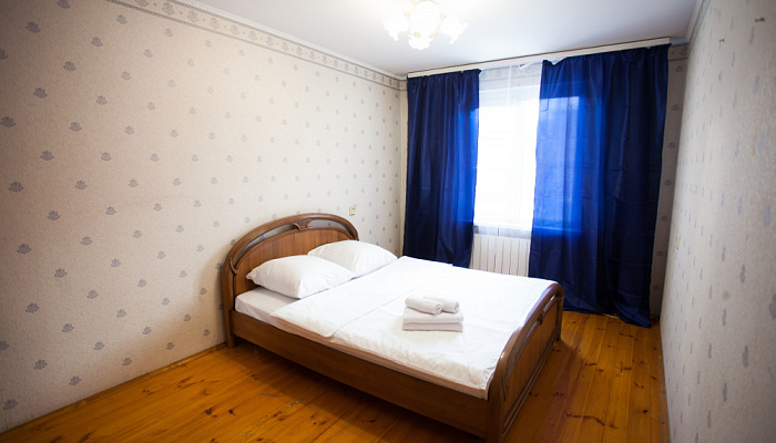 2х-комнатная квартира Попова 7 в Тюмени - фото 1