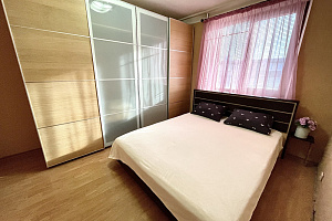 3х-комнатная квартира Демьяна Бедного 29 в Крымске 2
