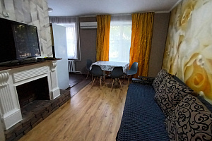 3х-комнатная квартира Комсомольская 192