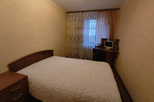 "Закат Через Дорогу" 2х-комнатная квартира