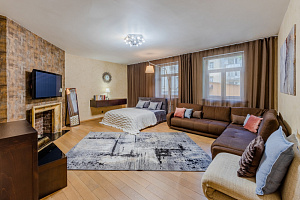Отели Ленинградской области с собственным пляжем, "Dere apartments на Казанской 50" 2х-комнатная с собственным пляжем - цены