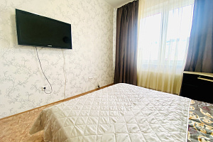 Гостиницы Ноябрьска в горах, 1-комнатная Советская 108 в горах - раннее бронирование
