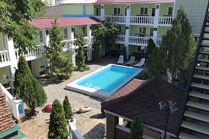 Гостевые дома Судака с бассейном, "Валерия" с бассейном - цены