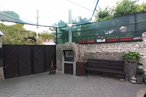 Гостевые дома Орджоникидзе с бассейном, "Делфи" с бассейном - раннее бронирование