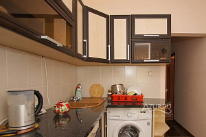 Квартиры Пицунды с кухней, 2х-комнатная Агрба 10 с кухней - раннее бронирование