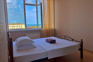 Отели Махачкалы с видом на море, 2х-комнатная Расула Гамзатова 97Б с видом на море