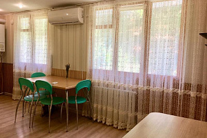 3х-комнатная квартира Соловьёва 4 в Гурзуфе фото 3