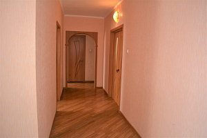 3х-комнатная квартира Наугорское 76 в Орле 8