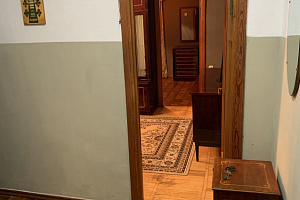 Квартиры Абхазии 2-комнатные, 2х-комнатная Акиртава 7 2х-комнатная