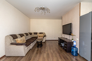 2х-комнатная квартира Кирова 109