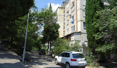 Фото объекта «2х-комнатная квартира Пионерская 17 в Алуште», 1