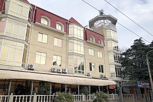 Отели Алушты в центре, "Peshera Hotel" в центре - фото