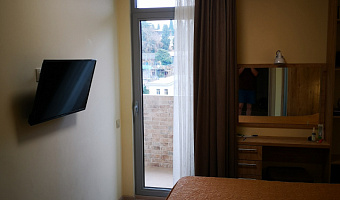 2х-комнатная квартира Руданского 8Б кв 69 в Ялте - фото 2