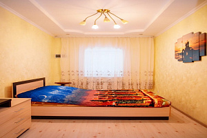 Дома Хвалынска с бассейном, "Двухэтажная" 2х-комнатная с бассейном - фото