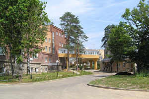 Базы отдыха Звенигорода с бассейном, "Голубая Речка" с бассейном - фото