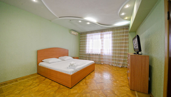1-комнатная квартира Чуйкова 37 в Волгограде - фото 1