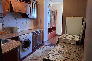 Квартиры Пицунды с кухней, 4х-комнатная Механизации 8/а с кухней - фото