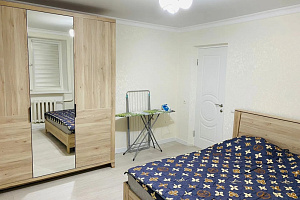 Квартиры Махачкалы 3-комнатные, 2х-комнатная Джамбулатова 115 3х-комнатная - раннее бронирование