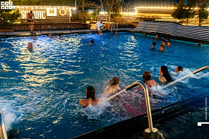 Базы отдыха Таганрога с бассейном, "Greenwich Park" с бассейном - цены