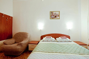 Комната в , "На Сретенке" мини-отель - цены