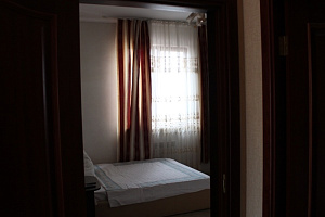 3х-комнатная квартира Пластунская 65/3 в Сочи фото 12