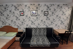 2х-комнатная квартира Кирова 15