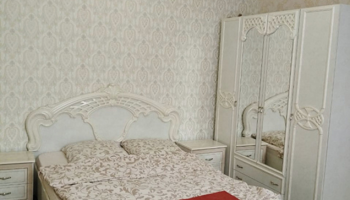 2х-комнатная квартира Самойлова 10 в Астрахани - фото 1