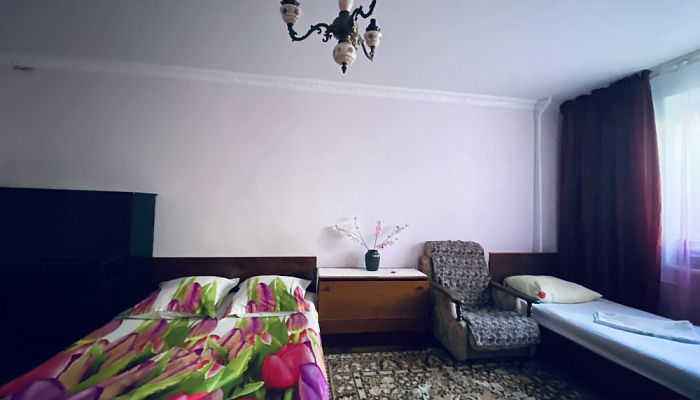 3х-комнатная квартира Комсомольская 116 в Славянске-на-Кубани - фото 1