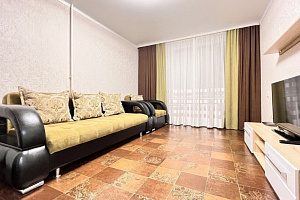 Мотели в Альметьевске, "Марат Home на Герцена 96" 2х-комнатная мотель - раннее бронирование