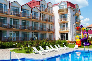 Отели Феодосии с бассейном, "Гиацинт-Сити" с бассейном - фото