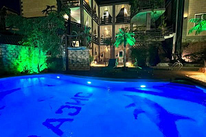 Отели Кабардинки с подогреваемым бассейном, "Оазис" с подогреваемым бассейном - фото