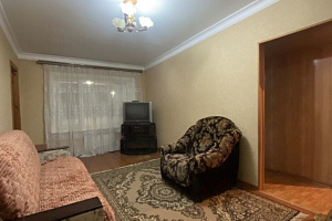 Отели Дагестана с подогреваемым бассейном, 1-комнатная Генриха Гасанова 2 с подогреваемым бассейном - забронировать номер