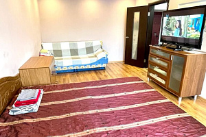 Гостиницы Ханты-Мансийска с размещением с животными, 1-комнатная Чехова 18 с размещением с животными - цены