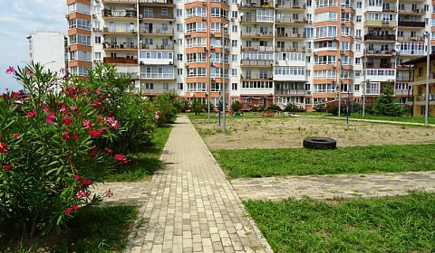 Фото объекта ««На Урожайной» 2х-комнатная квартира в Адлере (Имеретинская бухта)», 1