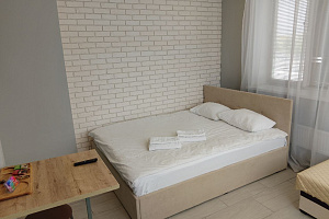 "ColorApartments. Светлый простор" квартира-студия