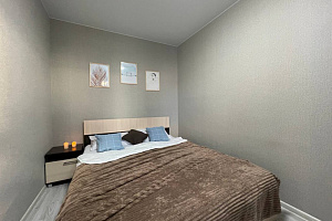 "ДеньНочь Районная 57к1с1" 2х-комнатная квартира