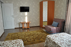 3х-комнатная квартира в мини-гостинице Воина А Шембелиди 10 в Витязево фото 15