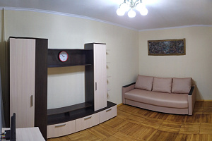 Квартиры Лазаревского 1-комнатные, 1-комнатная Победы 176 1-комнатная