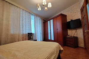 Квартиры Орла 3-комнатные, "Уютная на Полесской 19" 3х-комнатная 3х-комнатная