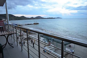 Отели Коктебеля рядом с пляжем, "Лиана" мини-отель рядом с пляжем - забронировать номер