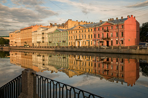 Хостелы Санкт-Петербурга на набережной, "Золотой Век" на набережной - снять