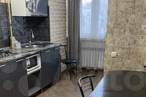 Квартиры Судака с кухней, 2х-комнатная Бирюзова 2/А с кухней - фото