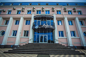 Гостиницы Саратова с парковкой, "Мираж" с парковкой - фото