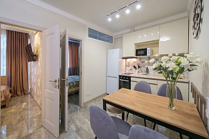 3х-комнатная квартира Цветочная 44/2