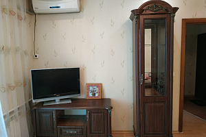 Квартиры Ейска в центре, 1-комнатная Ясенская 23 в центре - фото
