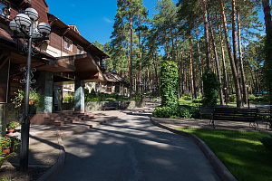 Гостиницы Кемерово с бассейном, "Грааль" парк-отель с бассейном - забронировать номер