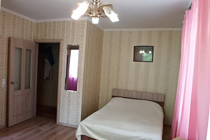 Гостиницы Великого Новгорода с сауной, 1-комнатная Десятинная 3 с сауной - цены